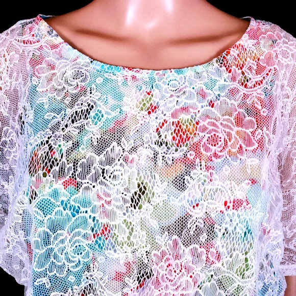 Bwear Women Top Blouse Lace Floral Size L - Picture 4 of 5